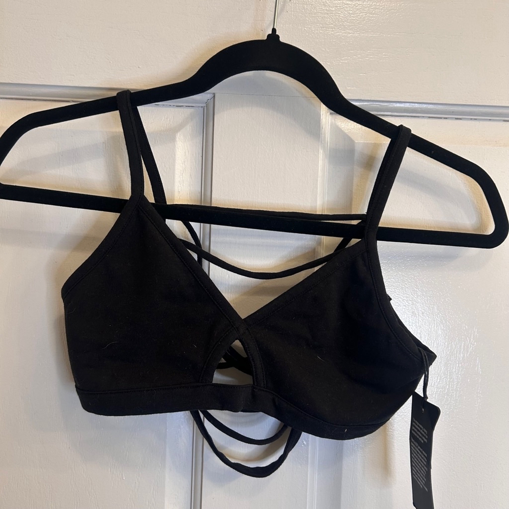 Women's Chaser Sports Bra, Size M, Black